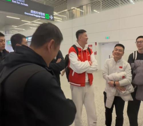 李霄鹏,日解除隔离,返京向中国,乐竞体育官网,APP下载,注册领彩金,官方网站,网站入口