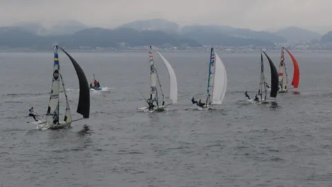 《格纳布里揭秘进球秘籍：定位球大师的点睛之笔，凯恩神封显神威！》